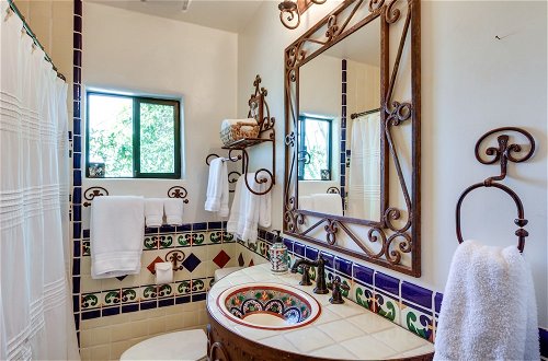 Photo 12 - Eclectic Tucson Vacation Rental With Pool