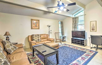 Photo 3 - Family-friendly Townhouse w/ Private Patio
