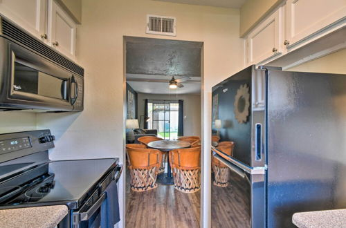 Photo 12 - Charming Scottsdale Townhome Near Old Town