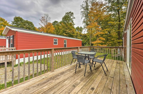 Foto 18 - Cozy Cabin: Community Pool & Lakefront Beach