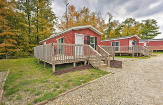 Photo 1 - Cozy Cabin: Community Pool & Lakefront Beach