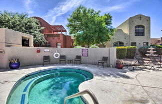 Foto 3 - Sunny Adobe Retreat w/ Hot Tub & Mtn Views