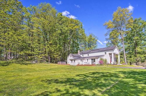 Photo 2 - Eclectic Troy Home w/ Hot Tub - Pet Friendly