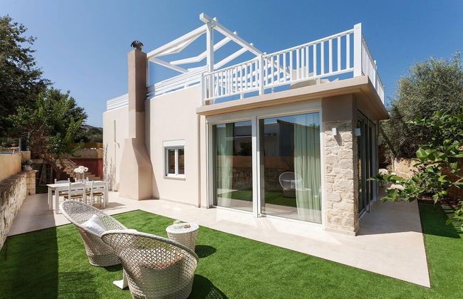 Villa Excesio - With Private Pool - Photo 2