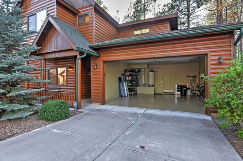 Photo 2 - Mountain Cabin Retreat W/game Room, Patio & Views