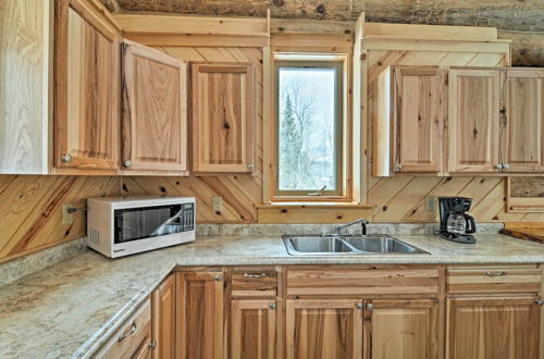 Foto 12 - Custom Log Cabin w/ Deck & 45 Acres by Pine River