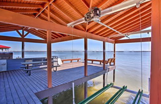 Photo 2 - Comfy Home w/ Deck: 6 Minutes to Lake Tawakoni