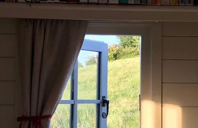 Dog Friendly Shepherd's Hut, Perfect for Couples - Foto 6