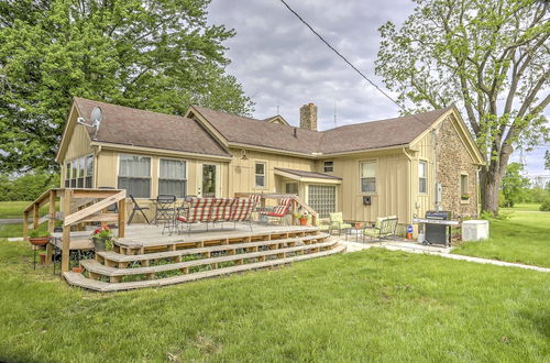 Foto 23 - Historic Ottawa Lake House: Deck, Barn + 96 Acres