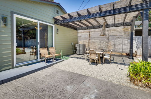Photo 10 - Hawthorne Home w/ Covered Patio & Basketball Court
