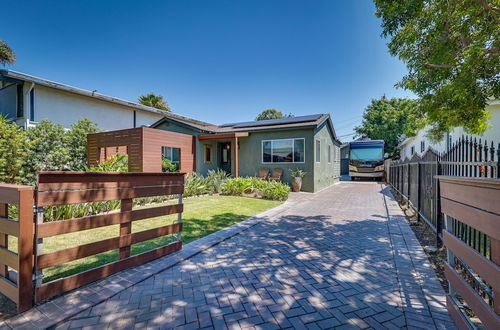 Photo 8 - Hawthorne Home w/ Covered Patio & Basketball Court