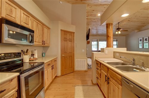 Photo 21 - Wooded Show Low Cabin w/ Furnished Deck & Fire Pit