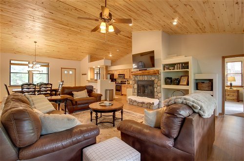 Photo 1 - Wooded Show Low Cabin w/ Furnished Deck & Fire Pit