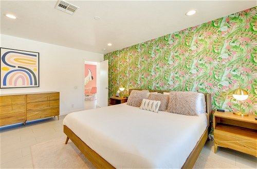Foto 5 - Luxurious Palm Springs Home: Private Pool & Spa