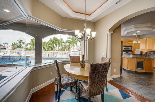 Foto 23 - Stunning Cape Coral Home: Private Pool & Boat Dock