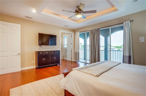 Foto 12 - Stunning Cape Coral Home: Private Pool & Boat Dock