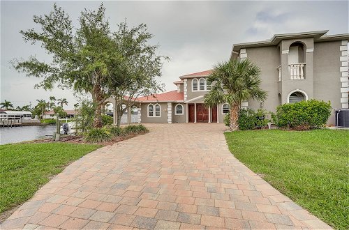 Foto 11 - Stunning Cape Coral Home: Private Pool & Boat Dock