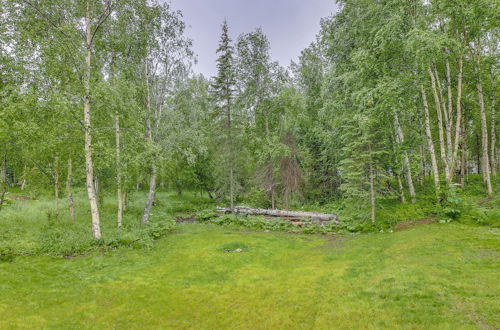 Foto 3 - Charming Wasilla Getaway w/ Fireplace & Gas Grill