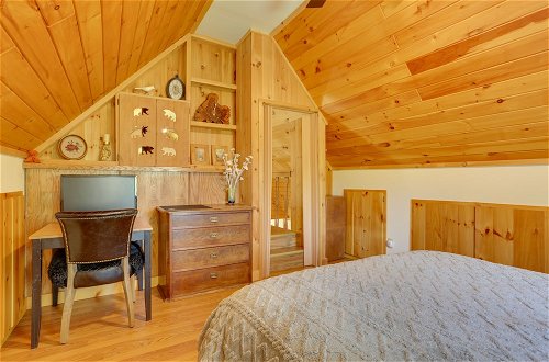 Foto 12 - Private Cabin Rental in the Catskill Mountains