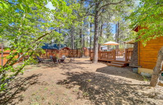 Photo 2 - Pet-friendly Arizona Cabin - Fire Pit, Near Skiing