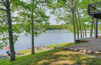 Photo 3 - Immaculate, High-end Howell Villa on Pardee Lake