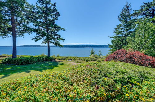 Photo 19 - Cozy Langley Retreat: Water Views & Beach Access