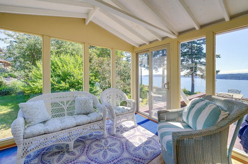 Photo 2 - Cozy Langley Retreat: Water Views & Beach Access