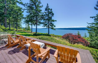 Photo 3 - Cozy Langley Retreat: Water Views & Beach Access