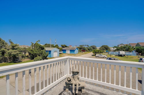 Photo 7 - Rodanthe Vacation Rental - Walk to the Beach