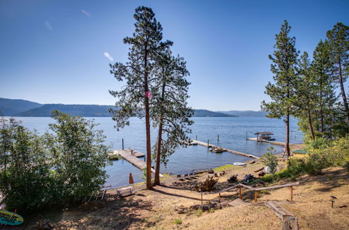 Photo 4 - Lakefront Bliss: Coeur D'alene Cabin w/ Dock