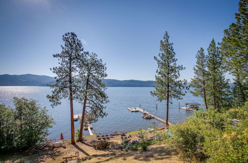 Foto 30 - Lakefront Bliss: Coeur D'alene Cabin w/ Dock