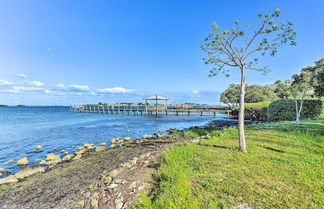 Foto 3 - Bradenton Beach Escape: Steps to Ocean + Bay