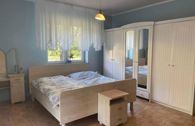 Villasleeps23-gaden-parking-partiesok-lake - Foto 1