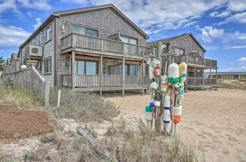 Photo 17 - Provincetown Getaway With Private Beach Access