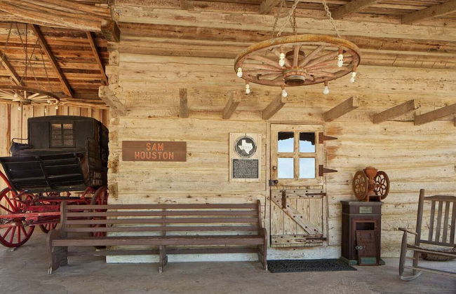 Y.O. Ranch Headquarters - Foto 12