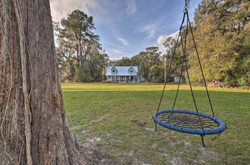 Photo 13 - Gorgeous Waldo Home w/ Dock on Santa Fe Lake