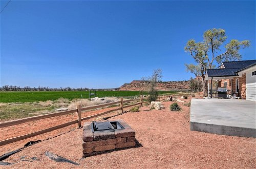 Photo 5 - Modern Ranch House w/ Fire Pit & Valley Views