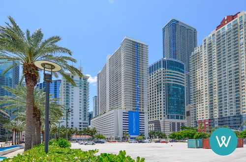 Photo 31 - Ocean views 3BRBest Location at Brickell