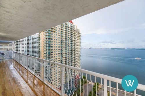 Photo 16 - Ocean views 3BRBest Location at Brickell