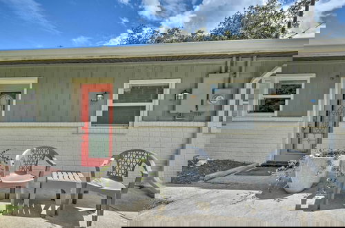 Foto 35 - Dog-friendly Home w/ Gas Grill - Walk to Rose Bay