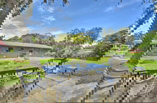 Foto 16 - Dog-friendly Home w/ Gas Grill - Walk to Rose Bay
