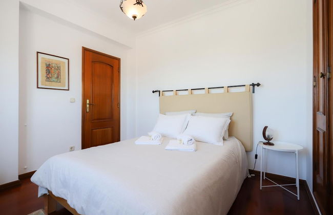 Sea View Apartment by Rent4all - Foto 3