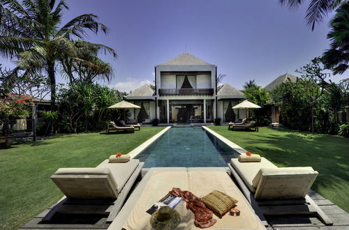 Foto 1 - Aventus Luxury Beachfront Villa Gianyar