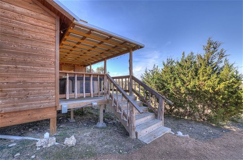Foto 14 - Rocky Ridge Cedar Cabin With Hot Tub & Amazing Views