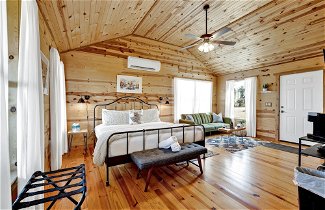 Photo 2 - Rocky Ridge Cedar Cabin With Hot Tub & Amazing Views