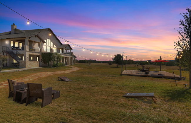 Luxurious Hill Country Retreat With Pool and Firepit! - Foto 46