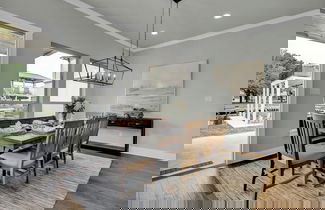 Photo 3 - Stunning Luxury Home on Lake Lbj!