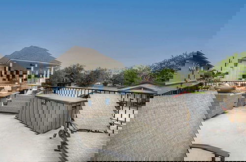 Foto 41 - Stunning Luxury Home on Lake Lbj!