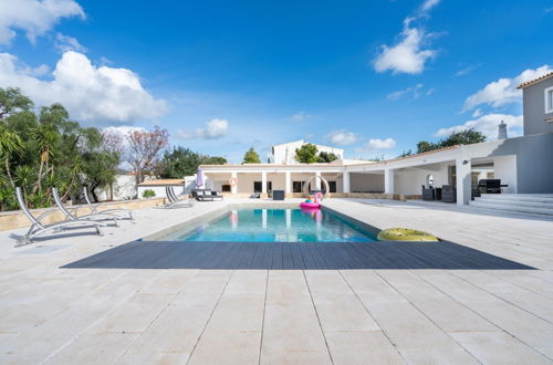 Foto 32 - Luxury Almancil Villa by Ideal Homes