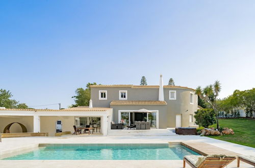 Foto 29 - Luxury Almancil Villa by Ideal Homes